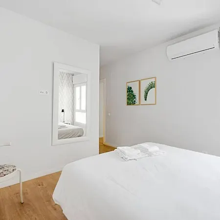 Apartamento Grand T4 Andalou En Plein Centre De Ideal Familles Málaga