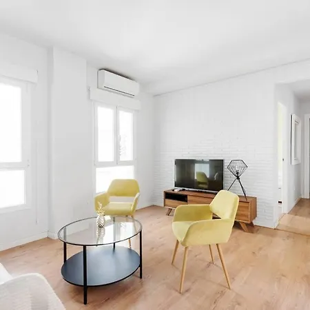 Grand T4 Andalou En Plein Centre De Ideal Familles Apartman